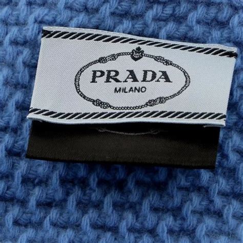 echarpe prada femme|Prada Livermore.